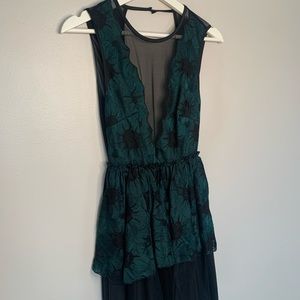 Mesh neckline dress with tulle.